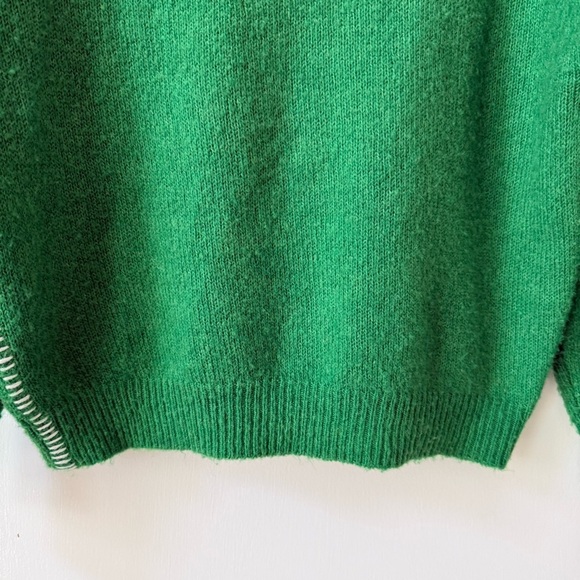 Revolve Sundry Oversized Sweater in Emerald & Eggshell - Picture 10 of 14